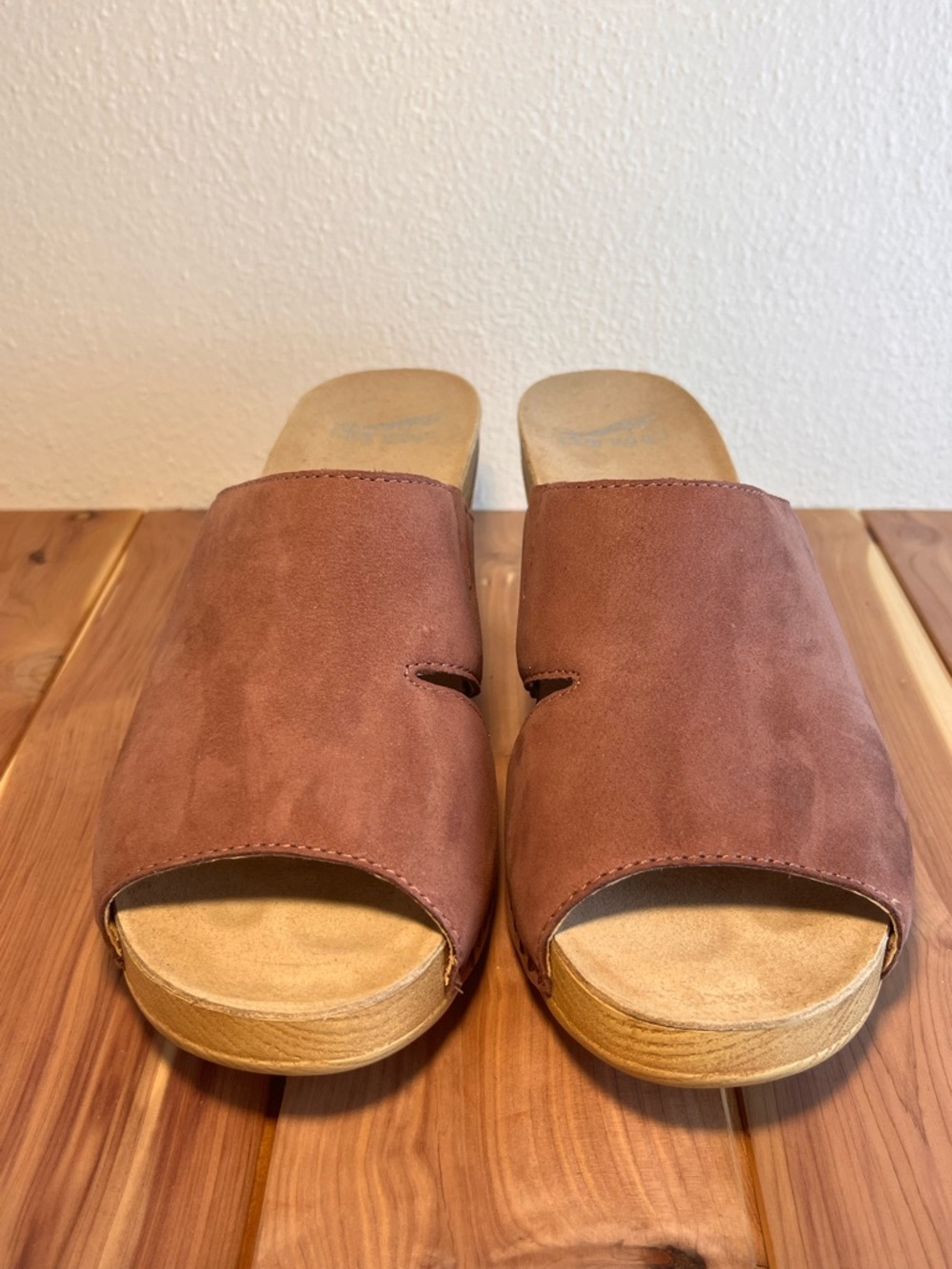Dansko Women's Suede Slide in Rust